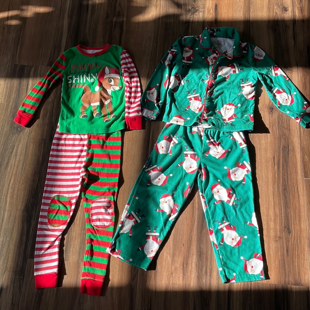 2 Pairs Christmas PJ pajama 4T for boy or girl